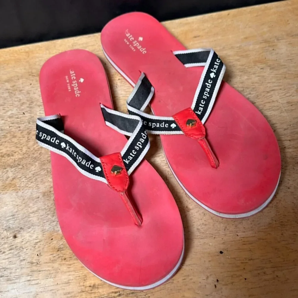 kate spade flip flops size 9